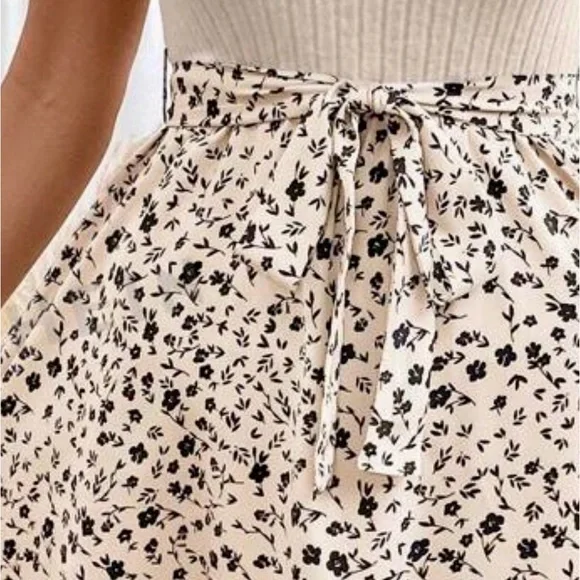 Frenchy Women's Printed Tie Waist V-Neck Elegant And Simple Dress - Picture 5 of 5